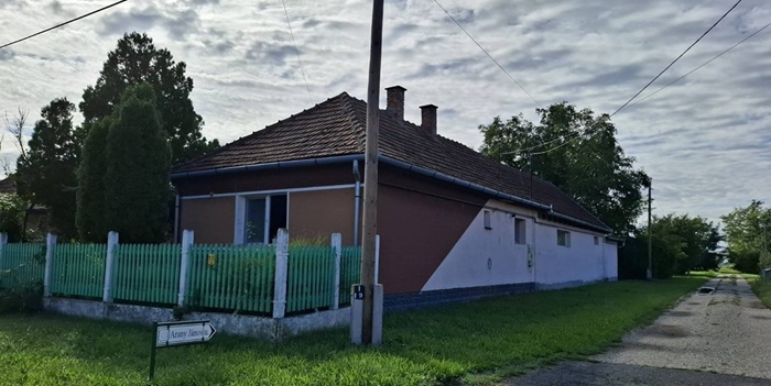 🏠 CASĂ SPAȚIOASĂ DE FAMILIE ÎN MEZŐPETERD
